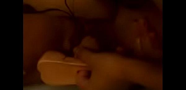 Hot Chat - Angelica e Tatiane Banho